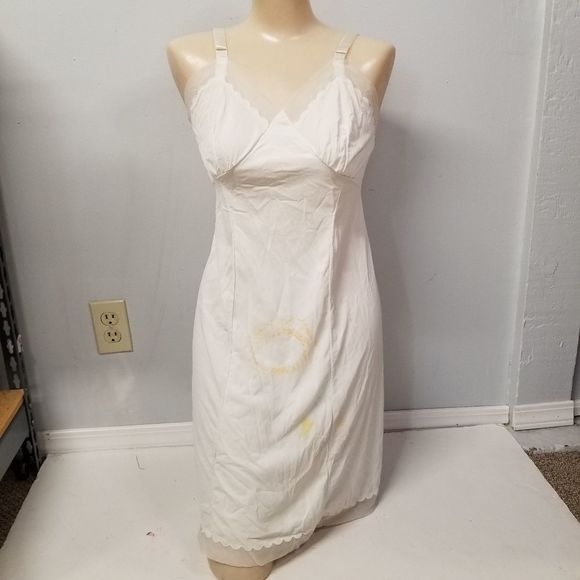 Dress Slip petite 34 cream or off white *lots of markers - Picture 2 of 7
